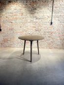 In Between Table SK3