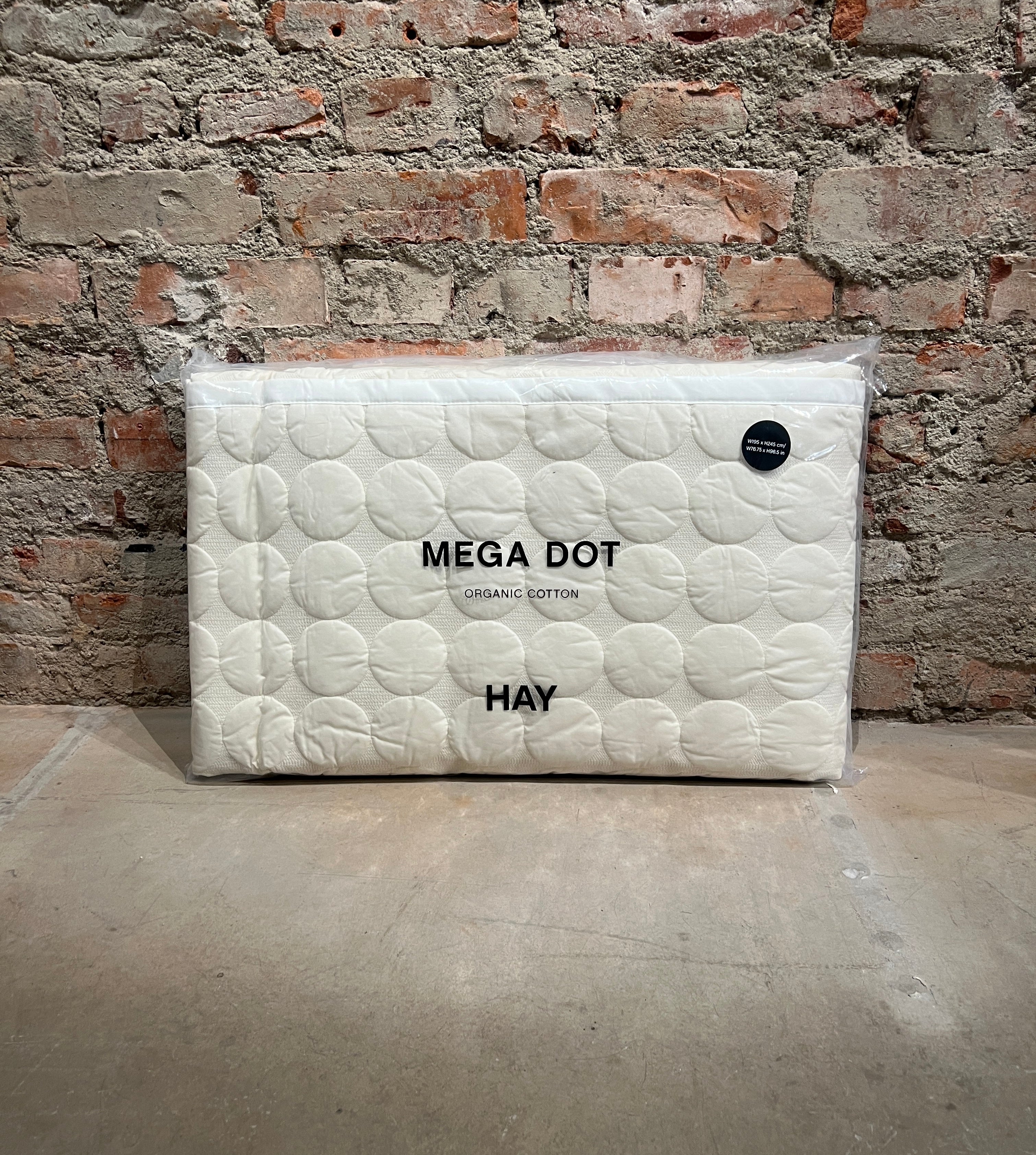 Mega Dot Bed Cover